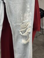 ⁦ג׳ינס עם תחרה וניט⁩ – תמונה ⁦3⁩