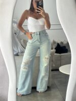 ג׳ינס עם תחרה וניט