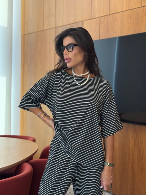 ⁦חליפה פסים שחור⁩ – תמונה ⁦1⁩