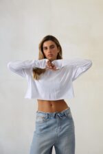 ⁦חולצה בייסיק בטן עננים⁩ – תמונה ⁦3⁩