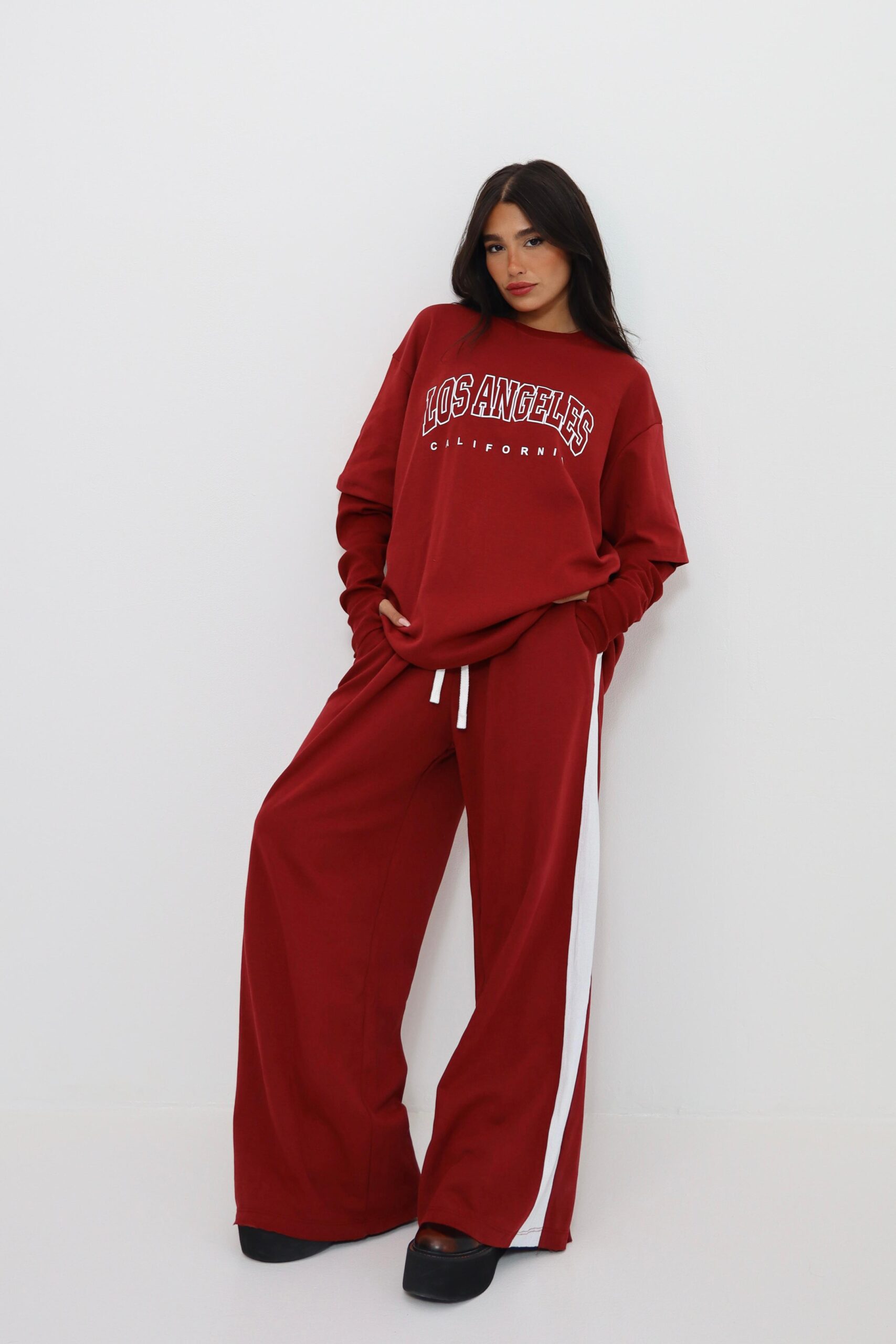 1ad5dc03-b25d-4781-ae0d-a1a8cf5a461b חליפה כפפה מגי – תמונה 1