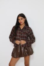 ⁦חולצה מכופתרת משבצות קובי⁩ – תמונה ⁦2⁩