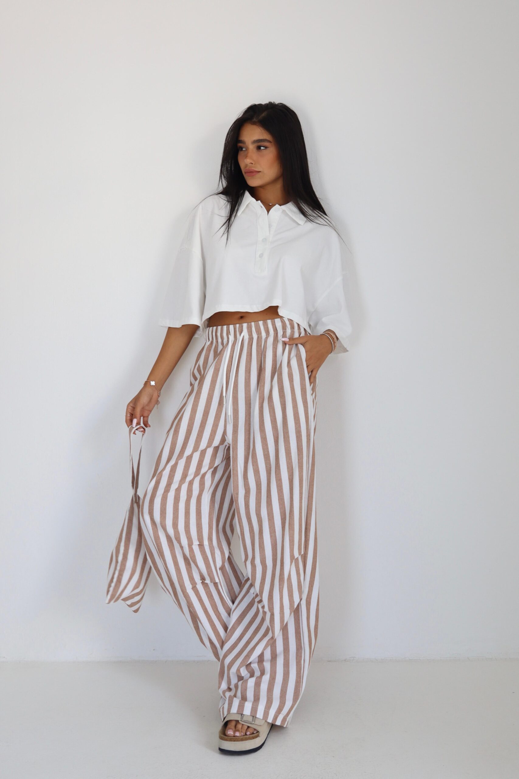 IMG_1700 מכנסיים חולצה עם תיק תואם – תמונה 1