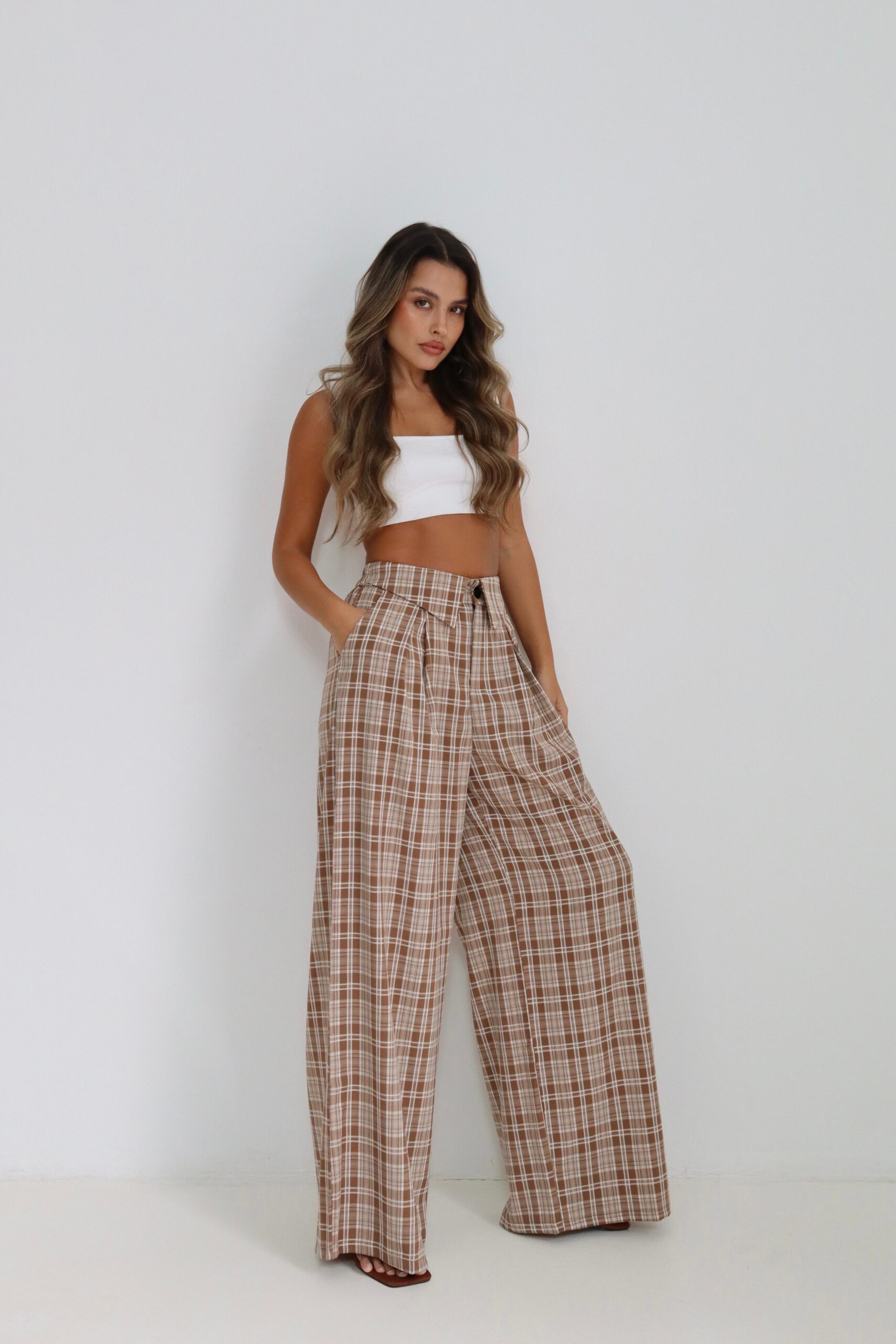 c95643dc-a184-4d7d-9840-569b6e127363 מכנס משובץ ערב – תמונה 1