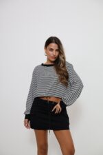⁦חליפה חצאית פסים⁩ – תמונה ⁦2⁩