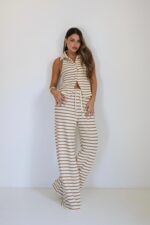 חליפה וסט פסים