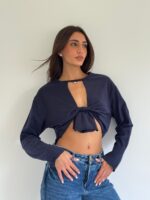 חולצה עניבה פתח בחזה כחול