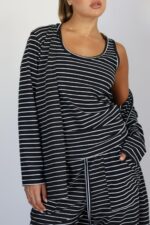 ⁦חליפה שלוש חלקים פסים שחור⁩ – תמונה ⁦3⁩