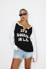 חולצה וי הדפס