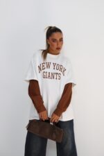 חולצה כיתוב שילוב