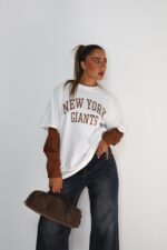 ⁦חולצה כיתוב שילוב⁩ – תמונה ⁦2⁩