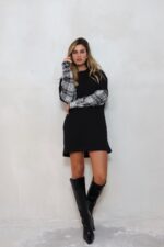 ⁦חולצה טריקו שילוב משבצות⁩ – תמונה ⁦3⁩