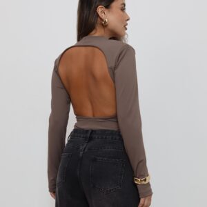 בגד גוף גב פתוח