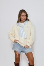 ⁦חולצה פוטר עם צעיף קפוצון⁩ – תמונה ⁦2⁩