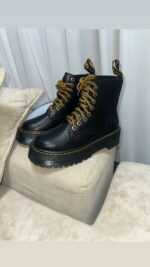 ⁦מגף ד"ר מרטין⁩ – תמונה ⁦2⁩