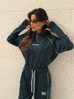 ⁦חליפה מיו מיו⁩ – תמונה ⁦4⁩