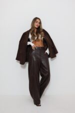 ⁦מכנס עור חום⁩ – תמונה ⁦4⁩