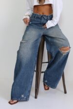 ⁦גינס קיפול כהה⁩ – תמונה ⁦2⁩