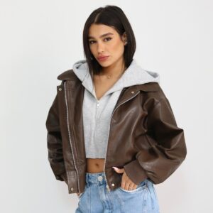 גקט עור מחובר לפוטר