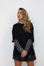 חולצה שילוב שרוול משובץ