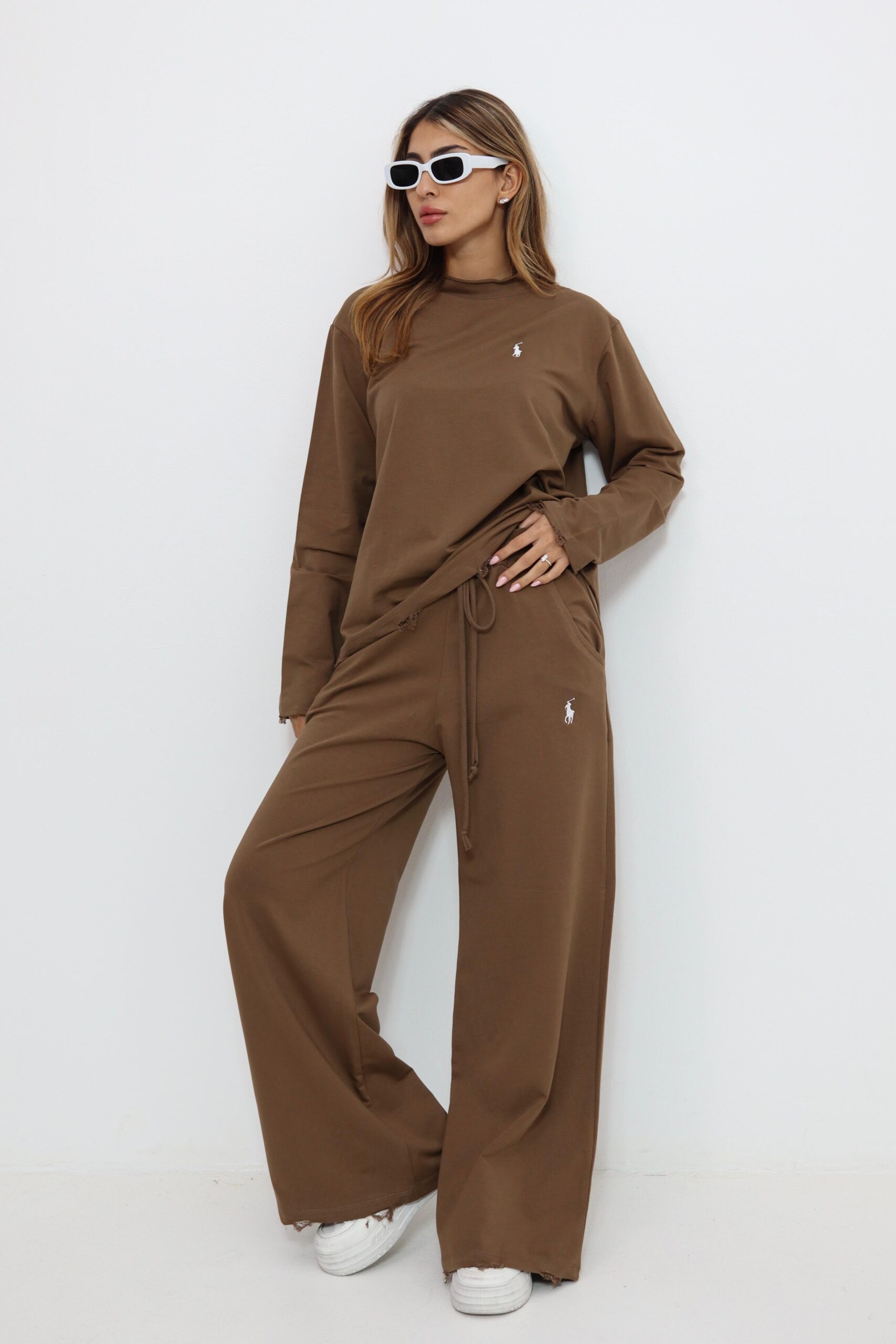 2ce21a90-5543-4fd2-af10-1e466b150539 חליפה פולו טרנינג לוז – תמונה 1