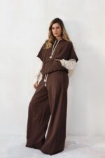 ⁦חליפה שילוב פוטר קפוצ׳ון⁩ – תמונה ⁦2⁩