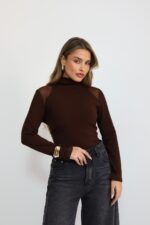 ⁦חולצה רזיל בכתף⁩ – תמונה ⁦2⁩