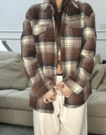 ⁦גקט חולצה משובץ עם פליז בפנים⁩ – תמונה ⁦2⁩