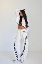 ⁦מכנס מון 2⁩ – תמונה ⁦2⁩