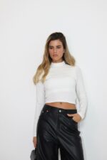 ⁦חולצב איקס בגב⁩ – תמונה ⁦2⁩