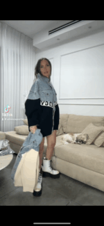 ⁦גקט סריג שילוב ג׳ינס⁩ – תמונה ⁦2⁩