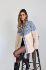 גקט סריג שילוב ג׳ינס