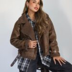 גקט עור צמר חומה