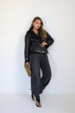 ⁦גקט עור צמר שחורה⁩ – תמונה ⁦4⁩