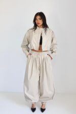 ⁦חליפה עור⁩ – תמונה ⁦4⁩