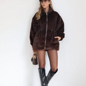 גקט פרווה חוטים חום