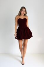 שמלה מיני קטיפה מחוך