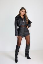 ⁦חליפה עור קצר⁩ – תמונה ⁦3⁩