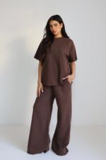 חליפה מאי קרעים