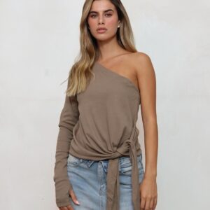 חולצה כתף קשירה